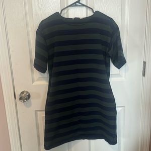 EUC Tory Burch tee shirt dress POCKETS